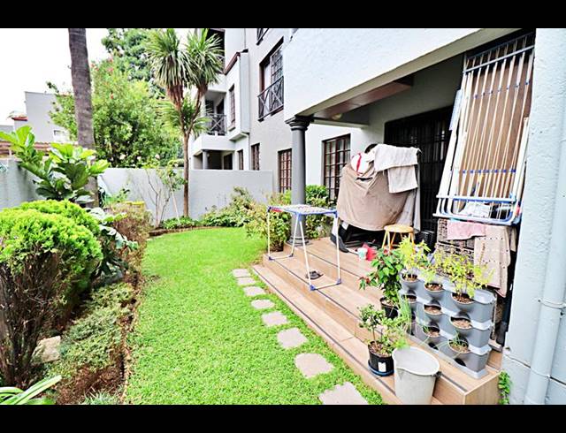 3 BEDROOM TOWNHOUSE FOR SALE IN DOWERGLEN EXT 4